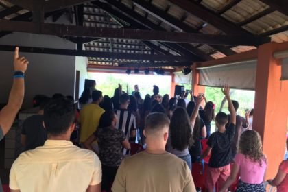 Acampamento UNIDOS CLOSER reúne dezenas de jovens em Goiatuba