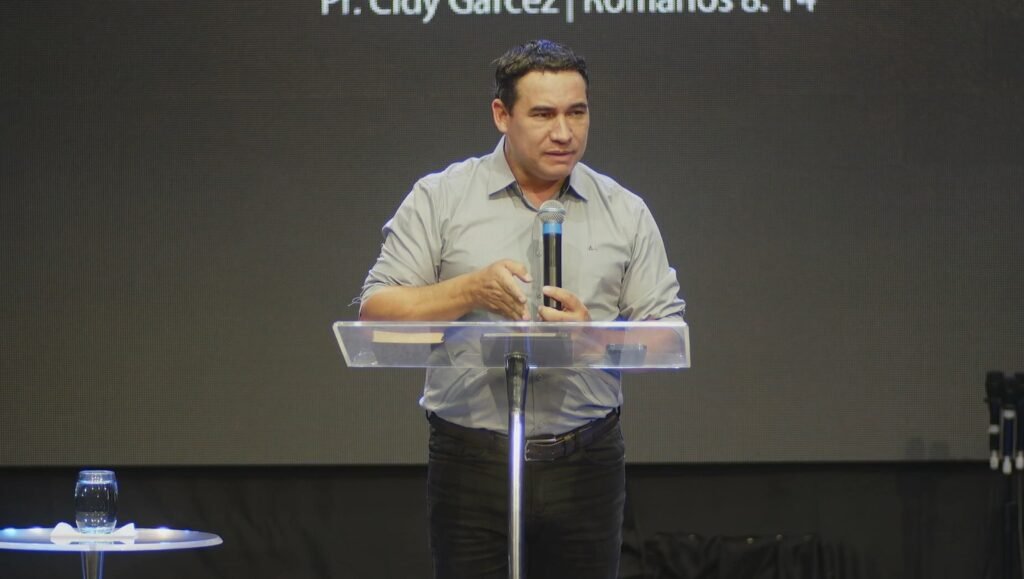 Guiados pelo Espírito Santo