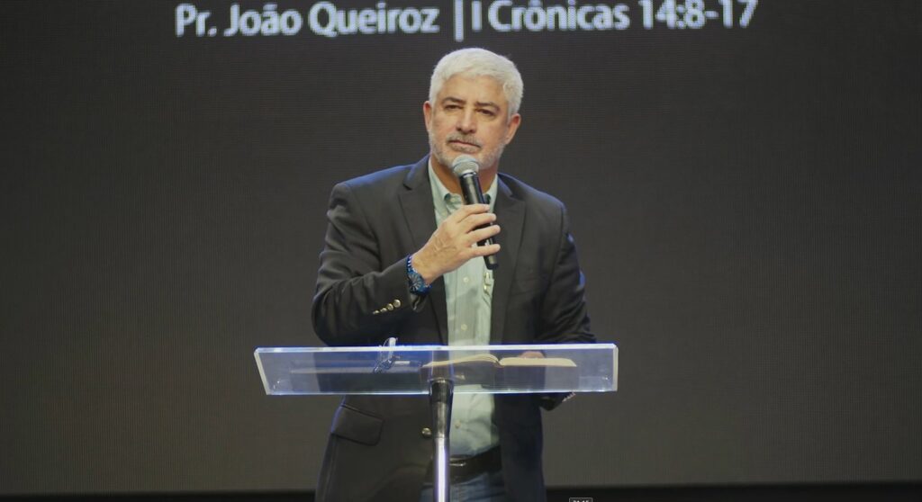 quando Deus se levanta