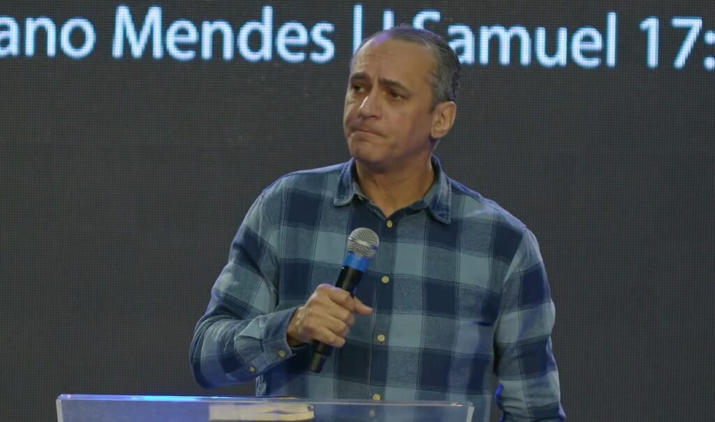 Nenhuma voz vai parar você